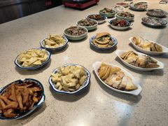 -郭巨人农家食堂(南部商务区店)