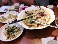 -鱼亨小鲜酸菜鱼(大信店)