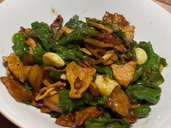 -三湘四水正宗湘菜(君峰路店)