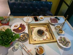-雾都渣渣火锅(南城智汇城店)