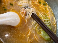 -卡普里披萨·牛扒·下午茶