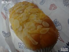 杏仁奶酥-静安面包房(万航店)
