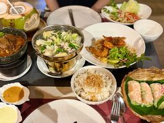 -Phensiri Thai Restaurant