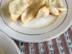 马蹄锅贴-长人馄饨铺(解放街店)