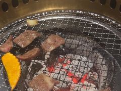 -山川小町·极番烧肉(新地假日广场店)