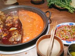 -萍姐火锅·公路夜市(武汉首店)