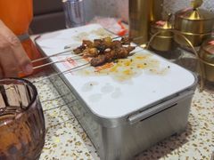 -小董哥烤串·爆汁大油边(故宫店)