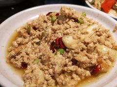 特色虾皮臭豆腐-老头儿油爆虾·知味杭州(爱琴海购物中心)