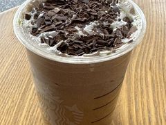 -星巴克(上海虹桥新天地二店)