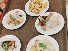 -天宜隆蘑菇宴火锅(石景山旗舰店)