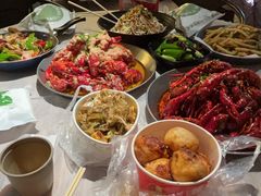 -巴厘龙虾·榜首油焖大虾(音乐学院·沿江酒馆店)