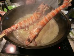 -鲜入围煮花胶鸡海鲜火锅