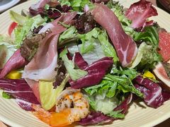 圣达涅火腿热带无花果海虾沙拉-LENBACH兰巴赫西餐啤酒坊(大连东港店)