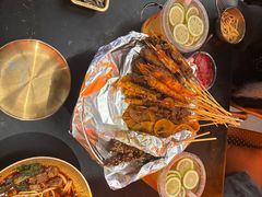 -何师烧烤Pro ·小龙虾·江湖川菜·精酿啤酒(太古里店)