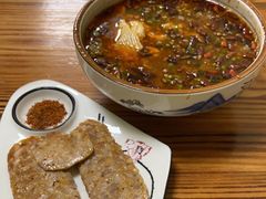 -罗氏豆花饭庄·川菜·土火锅·豆花(卡都花苑店)
