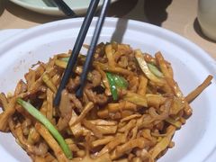 -吕氏疙瘩汤·海鲜新鲁菜(凯德mall新都心店)