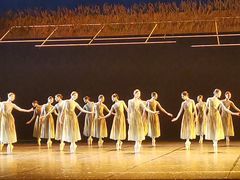 -辽宁大剧院