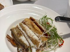 咸香酥脆黄花鱼-莆田餐厅PUTIEN(世博源店)