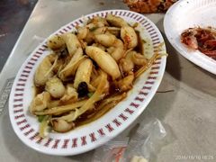 -六合夜市
