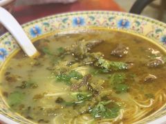 -金杨拉面王小吃面馆·牛三宝面·红烧牛肉粉