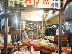 -六合夜市