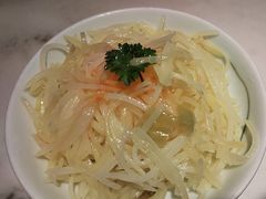 酸辣土豆丝-涌上外婆桥(南塘店)