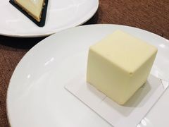 -法桐蛋糕·手作面包(万达公馆店)