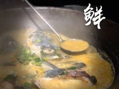 招牌柴火灶台鱼头-好灶头妈妈菜·柴火灶台鱼·千岛湖土菜地标美食
