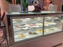 面包甜点陈列柜-喜来登酒店-盛宴标帜海鲜自助
