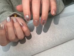 -赢韵美甲美睫瑞士净斑中心