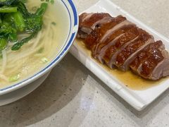 -香港新发烧腊茶餐厅(水围店)
