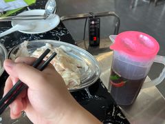 -牛一煲美食(江高店)