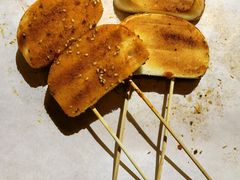辣酱馒头片-腰子哥烤串(石佛营炫特店)