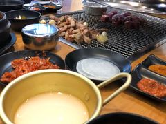 -肉甲韩国木炭烤肉(新壹街1店)