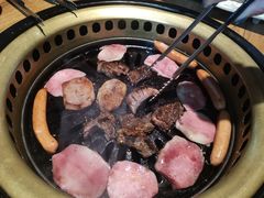 -炼火烤肉店