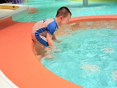 -涨巢·潮玩水疗局