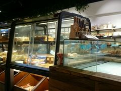 面包甜点陈列柜-罗莎蛋糕Rosa bread(四方坪店)