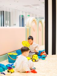 -奈尔宝家庭中心·亲子餐厅(北京东坝万达店)