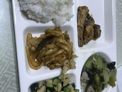 -太原宝诚宝马4S店(迎泽西大街店)