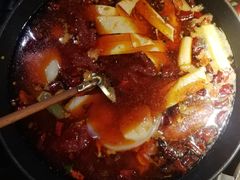 -九锅一堂酸菜鱼(新南凯德直营店)