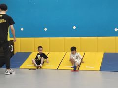 -玩胜青少儿体能(福田侨香中心)