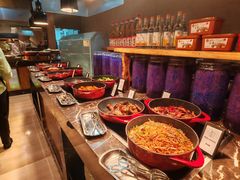 -广州万富希尔顿酒店·感趣自助餐厅·金秋蟹宴生蚝海鲜刺身烧烤
