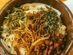 赛鸡枞脆哨拌面-源一咖啡馆(麒麟巷步行街店)