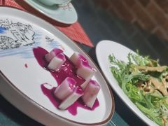 -忘忧草融合私房菜(红鼎国际店)
