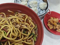 微辣肉丝菜汤面-新川饮食(新川小区店)