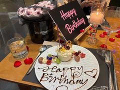 -Mark&Mars Restaurant