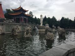 -三塔倒影公园