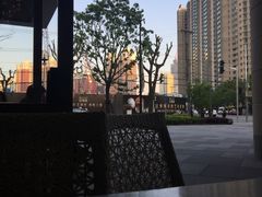 -Dough&Joe团憩(瑞虹天地月亮湾店)