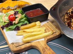 -刀叉遇上筷子中西融合餐厅(和平店)