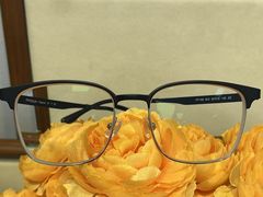 -天空之镜眼镜店蔡司依视路配镜授权零售店(望京颐堤港店)